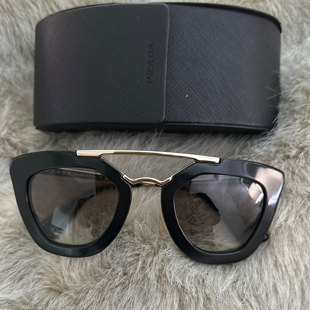 Prada Black Bold Framed Sunglasses - Picture 5 of 5